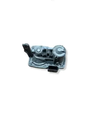 Volkswagen PASSAT B8 Intake manifold valve actuator/motor 52812801