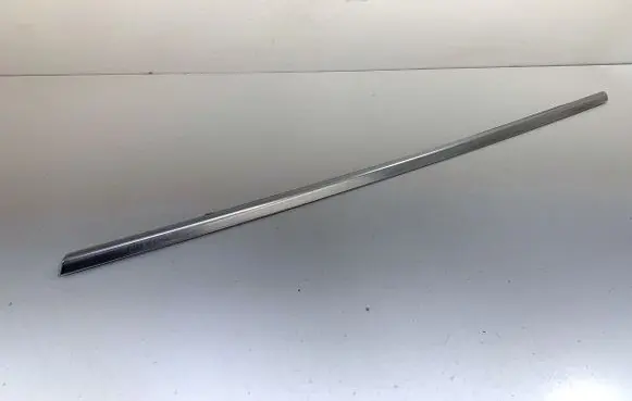 Volvo XC60 Rear door glass trim molding 32352228