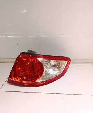 Hyundai Santa Fe Rear/tail lights 924022B000