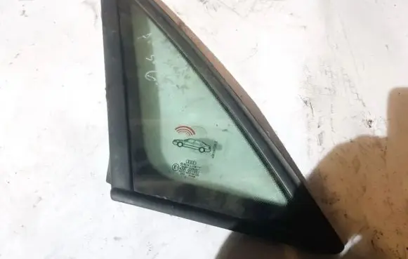 Audi A4 S4 B5 8D Rear side window