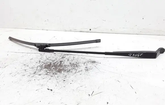 Peugeot 407 Windshield/front glass wiper blade 