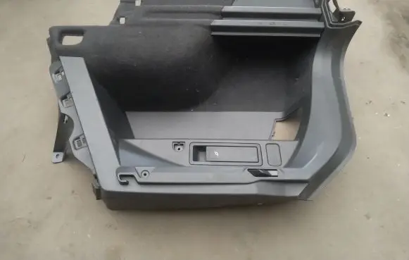 Volkswagen Tiguan Trunk/boot lower side trim panel 5NA867427