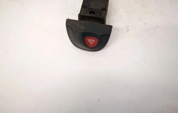 Renault Scenic I Hazard light switch 841043