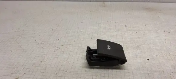 Jeep Grand Cherokee Engine bonnet (hood) release handle