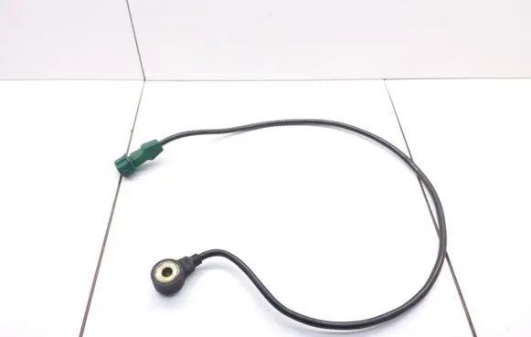 Audi A4 S4 B5 8D Detonation knock sensor KS1054905377H 5WM1511