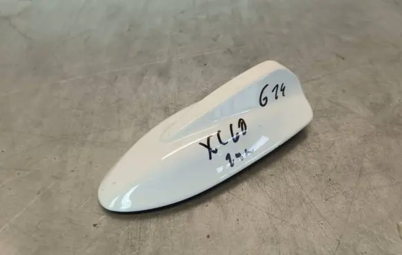 Volvo XC60 Aerial GPS antenna 28119230 30775157 AN3AC