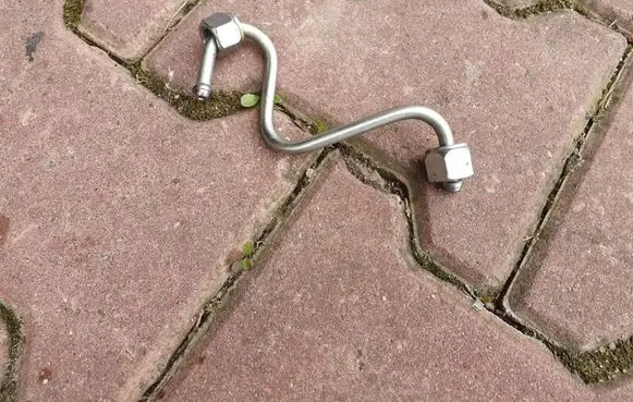 Opel Movano B Fuel line/pipe/hose 