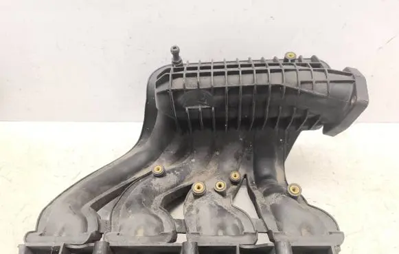 Mercedes-Benz C W203 Intake manifold A61109037