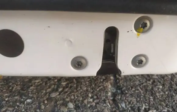 Nissan NV200 Front door lock