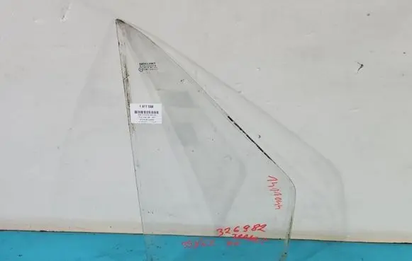 Ford Transit Front door window glass four-door IMPRK1411044