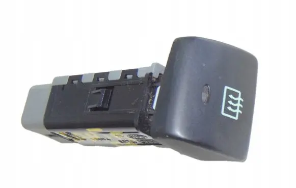 Hyundai Santa Fe Windscreen/window heater switch