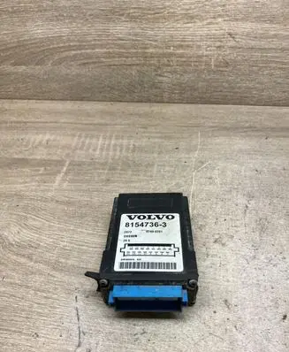 Volvo S40 Door central lock control unit/module 8154736 97490201