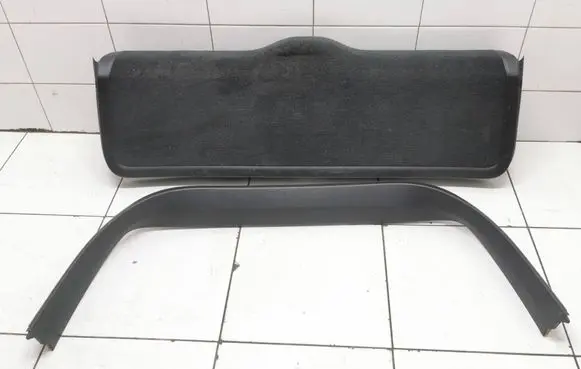 Volvo XC70 Tailgate/boot cover trim set 