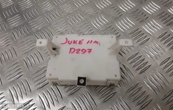 Nissan Juke I F15 Engine control unit/module 277601kk0a 240711 523010