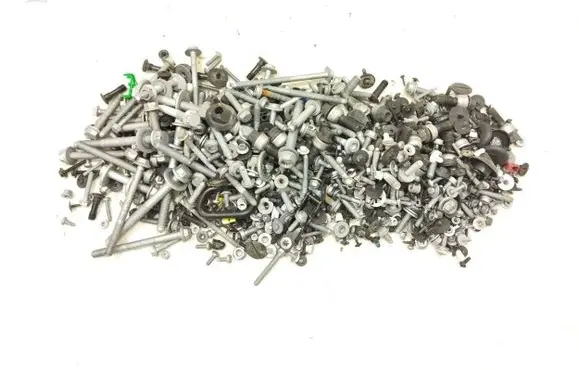 Porsche Taycan 9J1 Nuts/bolts 