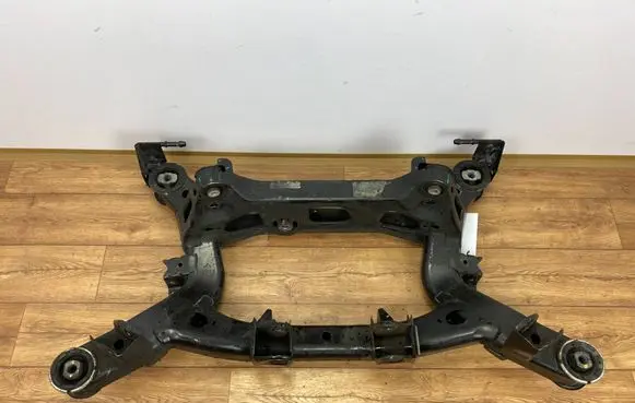 Cadillac CTS Rear axle beam kolyskactstyl