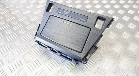 Toyota Avensis T270 Ashtray (front) 8395005010 5880405040