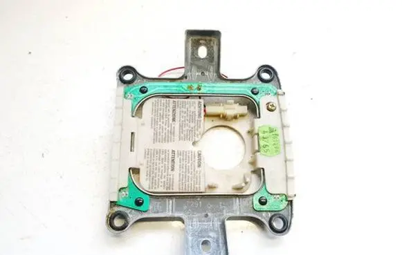 Audi A4 S4 B5 8D Sensor 4d0124