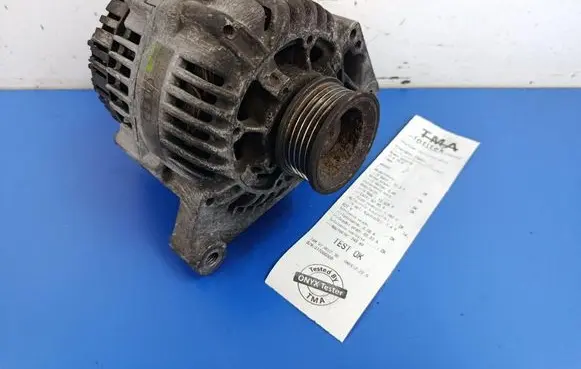 Audi A4 S4 B5 8D Generator/alternator 058903016B