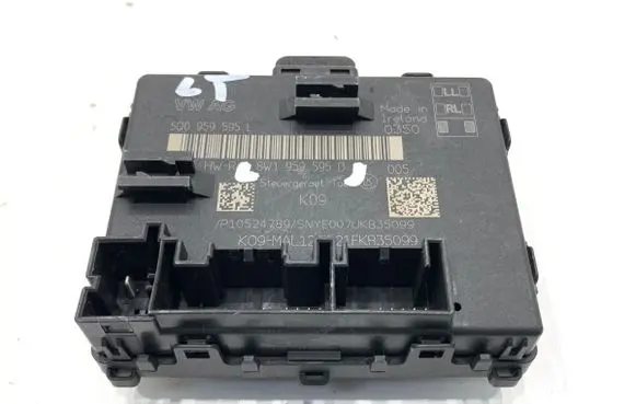 Volkswagen PASSAT B8 Other control units/modules 8W1959595D