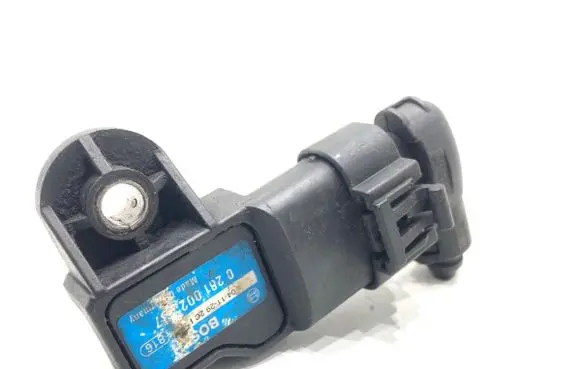 Opel Astra H Air pressure sensor 0281002437
