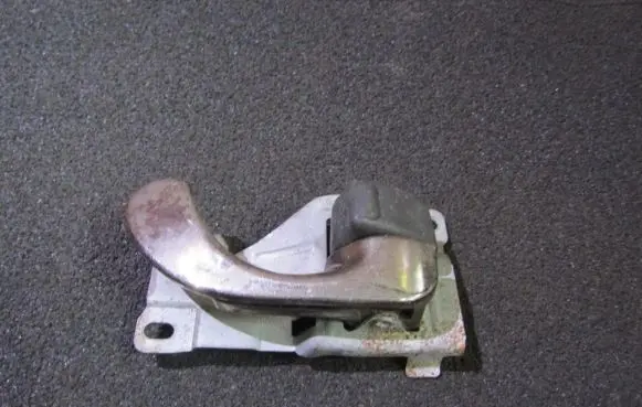 Mitsubishi Galant Front door interior handle
