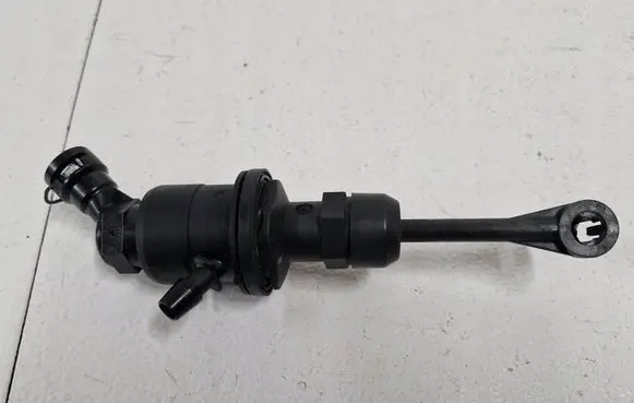 Nissan Juke I F15 Clutch slave cylinder 306101U60A