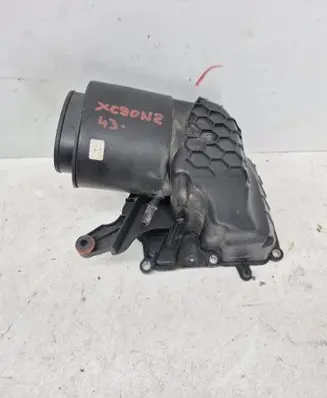 Volvo XC90 Intake resonator 31657598