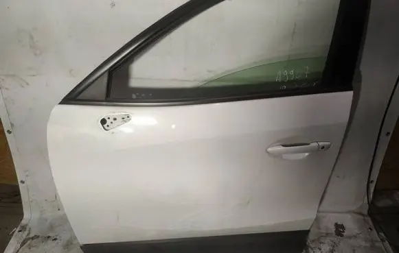 Mazda CX-5 Front door baltos