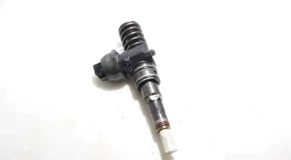 Skoda Fabia Mk2 (5J) Fuel injector 0414720215