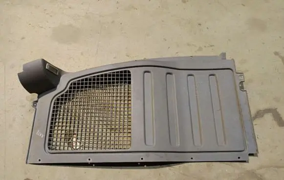 Volkswagen Caddy Partition between cabin 