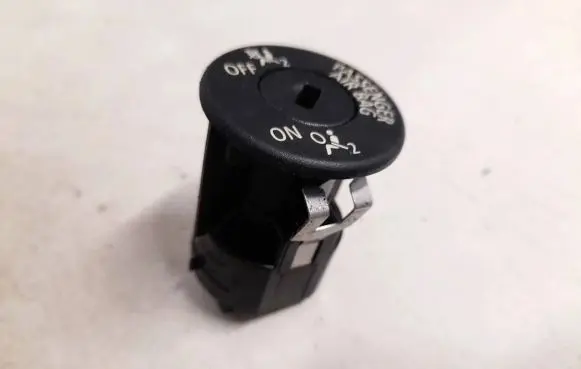 BMW 1 E81 E87 Passenger airbag on/off switch 549514011 549.5140.11
