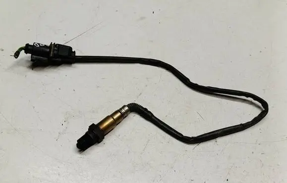 Volkswagen Scirocco Lambda probe sensor 03L906262T2 03L906262 0281004085