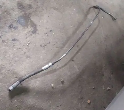 Mercedes-Benz 200 300 W123 Gearbox oil cooler pipe/hose 