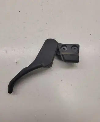 Engine bonnet (hood) release handle