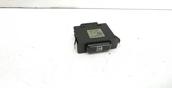 BMW 5 E34 Mirror heating switch 1384480