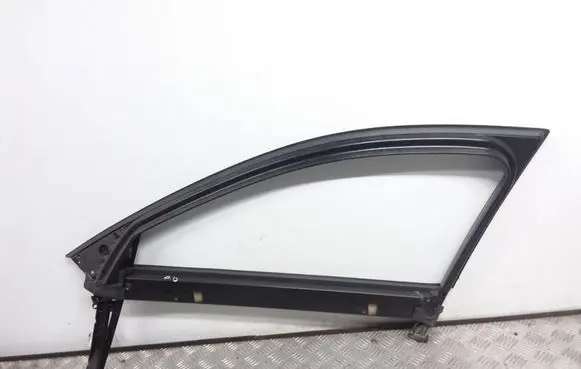 Audi A3 S3 A3 Sportback 8P Front door window/glass frame 8P4837630