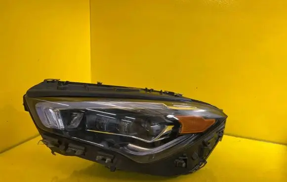 Mercedes-Benz CLA C118 X118 Headlight/headlamp A1189066101