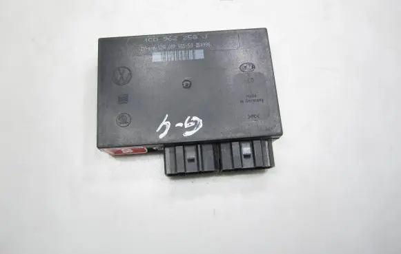 Volkswagen Golf IV Engine control unit/module 1C0962258J 5ZA00795550 154998