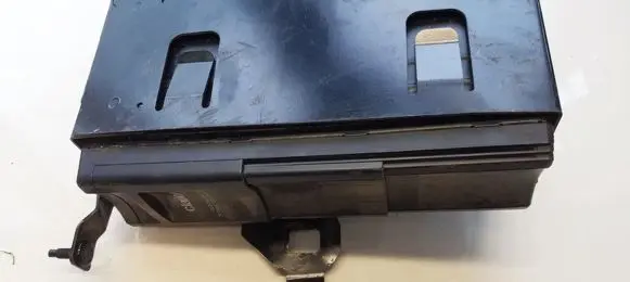 Peugeot 607 CD/DVD changer 9663425280 CL061070386805