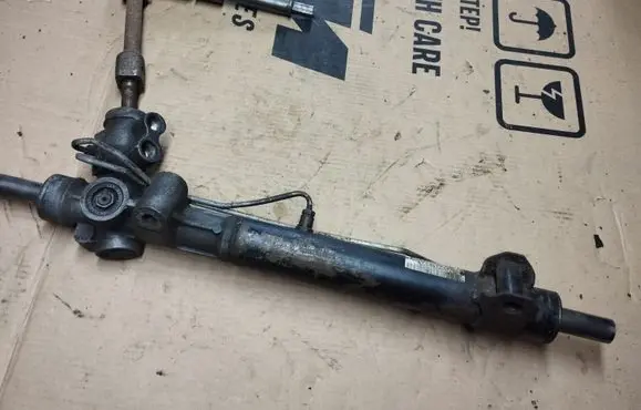 Chrysler Pacifica Steering rack P04743177AG