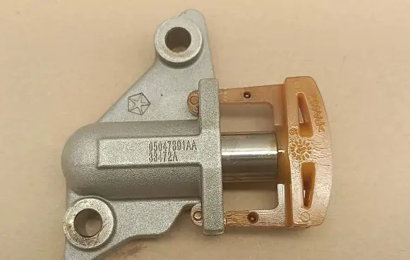 Chrysler Pacifica Timing belt/chain tensioner 05047301AA 33472A