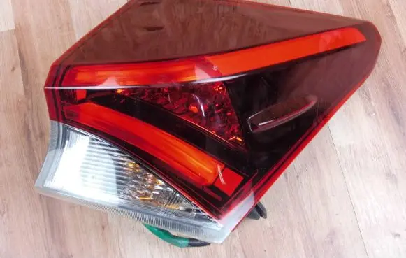 Toyota Auris E180 Rear/tail lights 8155102A61