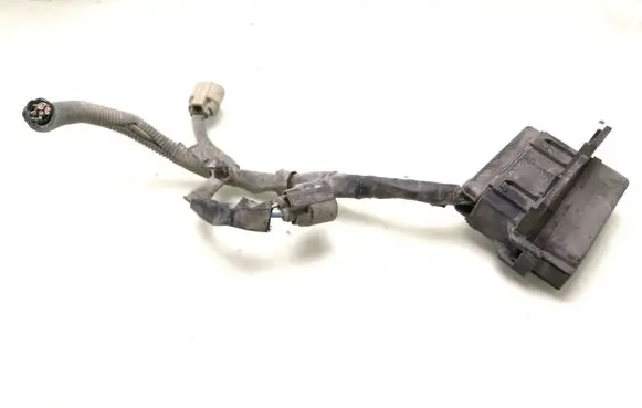 Coolant fan relay