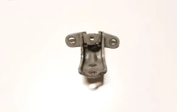 Hyundai Tucson JM Front door upper hinge