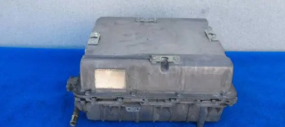 Nissan Leaf II (ZE1) Voltage converter inverter 292C05SH1A