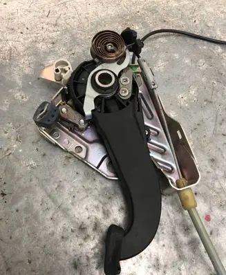 Mercedes-Benz E W212 Handbrake/parking brake lever assembly A2044201584BILI A2044201584