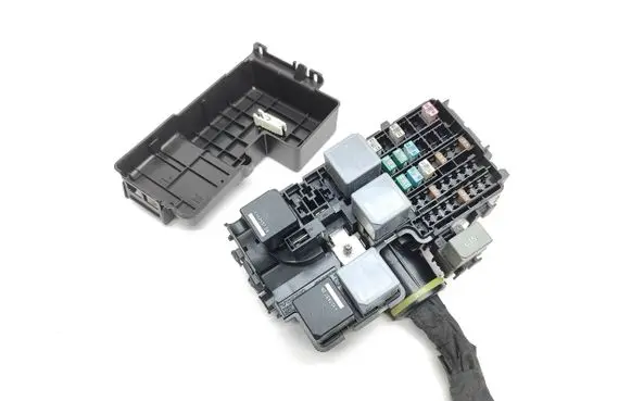 Volvo S90, V90 Fuse module 31384034
