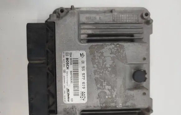 Opel Astra H Engine control unit/module 55577619 55575349 0281017453