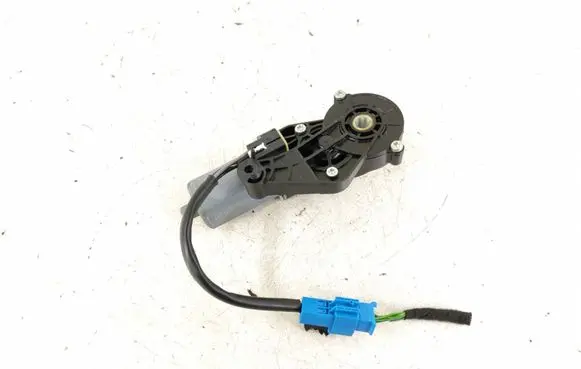 Mercedes-Benz CLS C218 X218 Seat adjustment motor 0390203296 KEIPER82584372-4